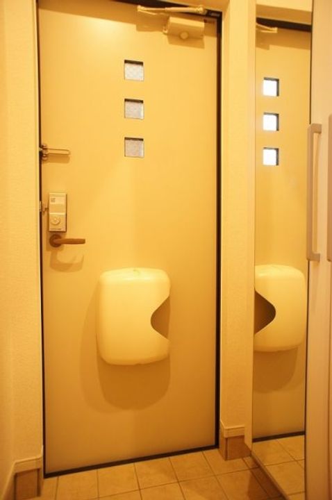 福島県いわき市小名浜南富岡字小野作(アパート)の賃貸物件の玄関