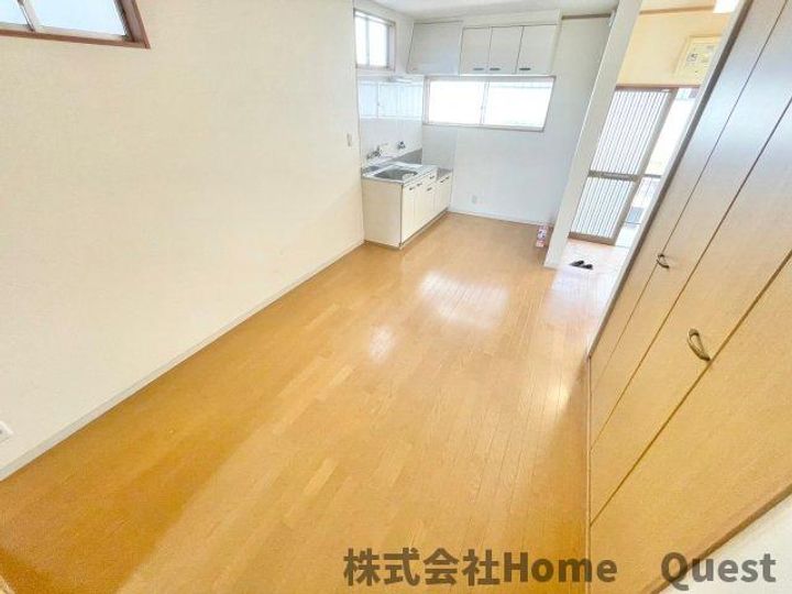 岡田文化の居間