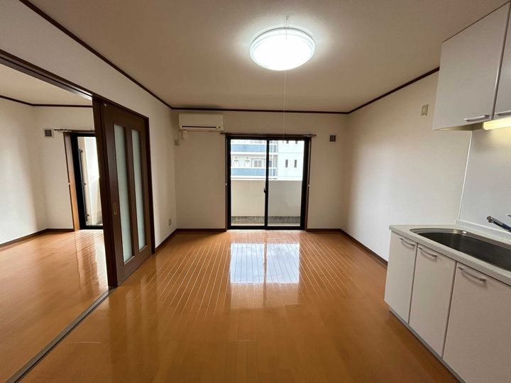 ヴィブレクレールIIの居間