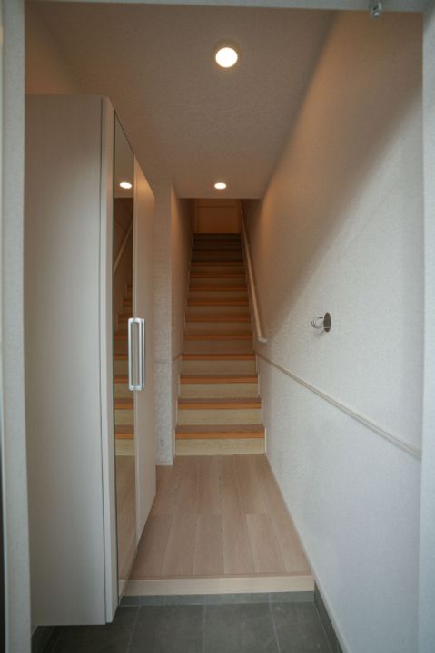 アヴェニールの玄関