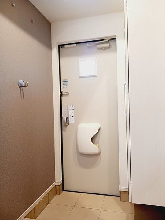 仮称小山5丁目アパートの玄関