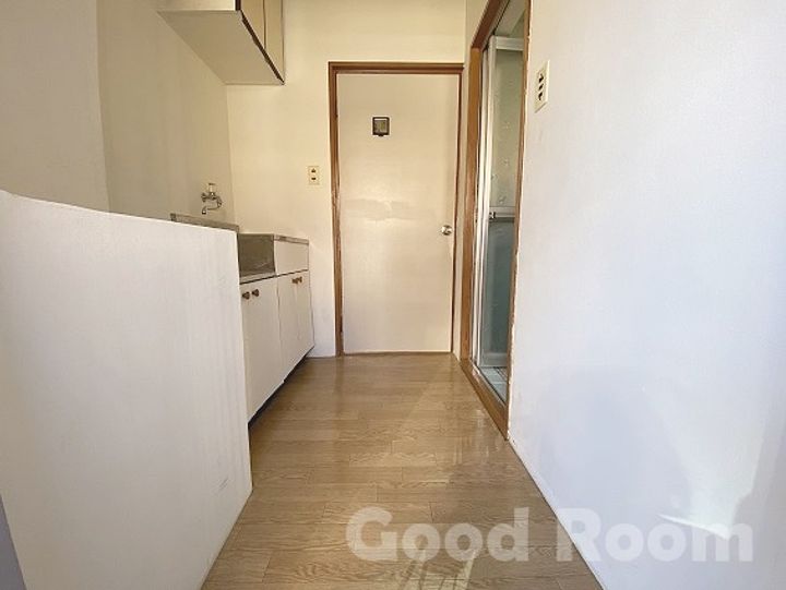 徳島県徳島市北前川町4(マンション)の賃貸物件の玄関