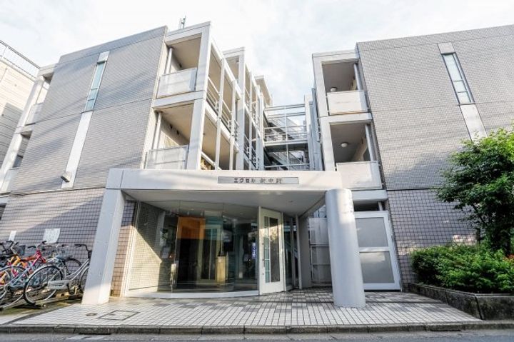 エクセル新中野の外観