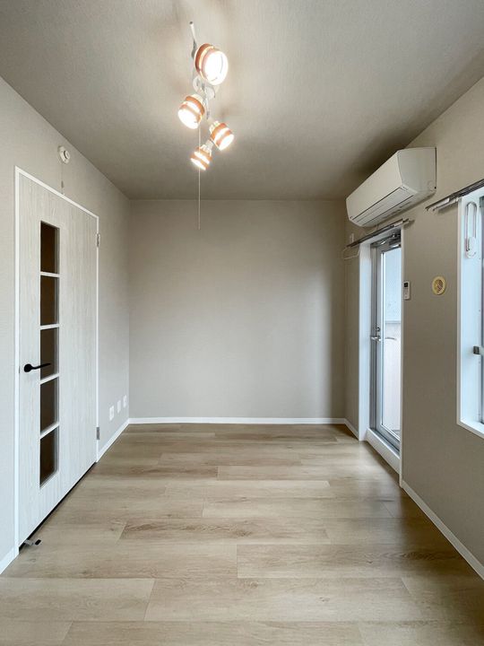 エクセル新中野の居間