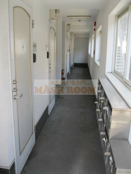 東京都杉並区高円寺北3(アパート)の賃貸物件の玄関