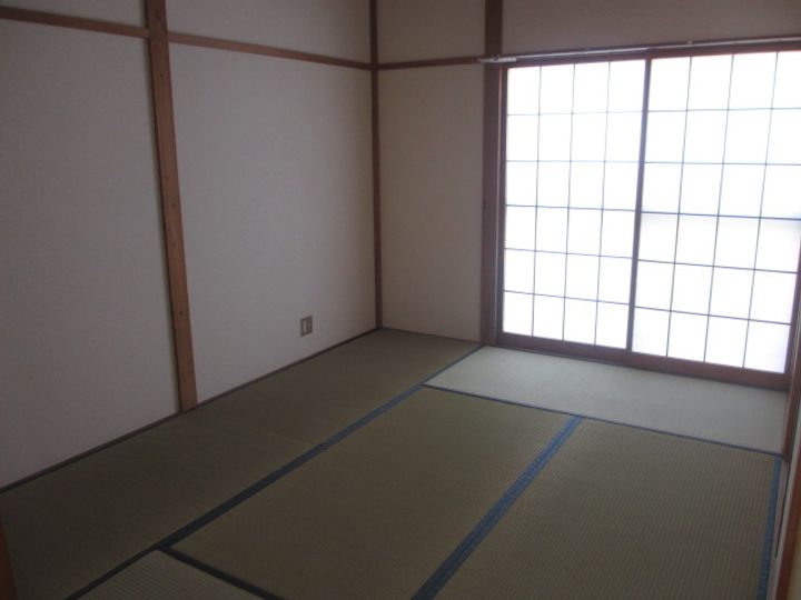 MMハイツの居間