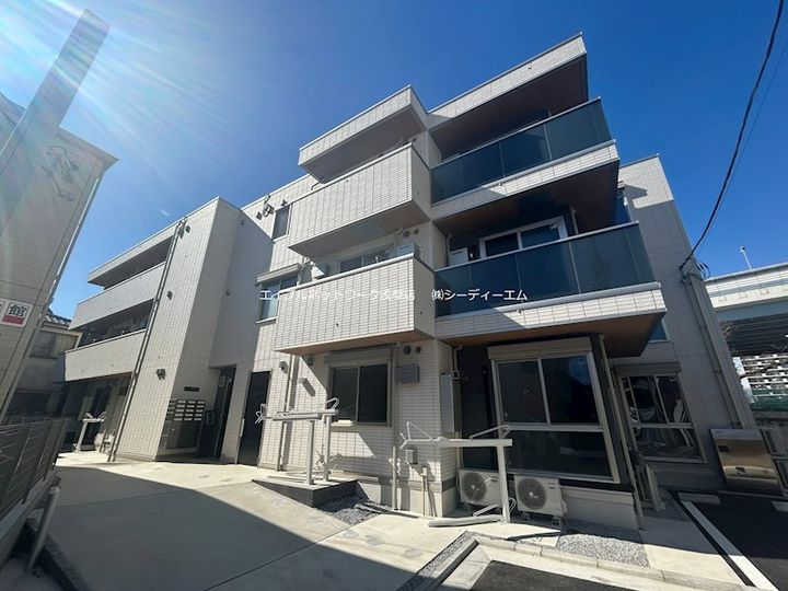 グラナーデ堤通の外観