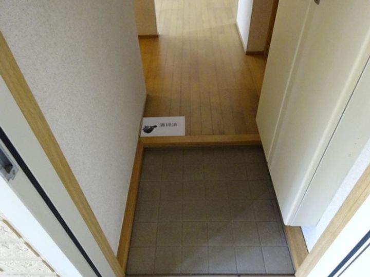 第6TGMソファレ Bの玄関