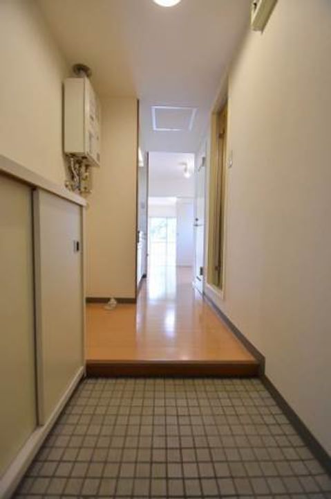 広島県広島市安佐南区古市3(マンション)の賃貸物件の玄関