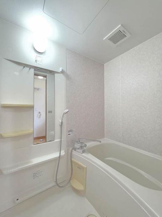 ☆カルティエ六番館の風呂