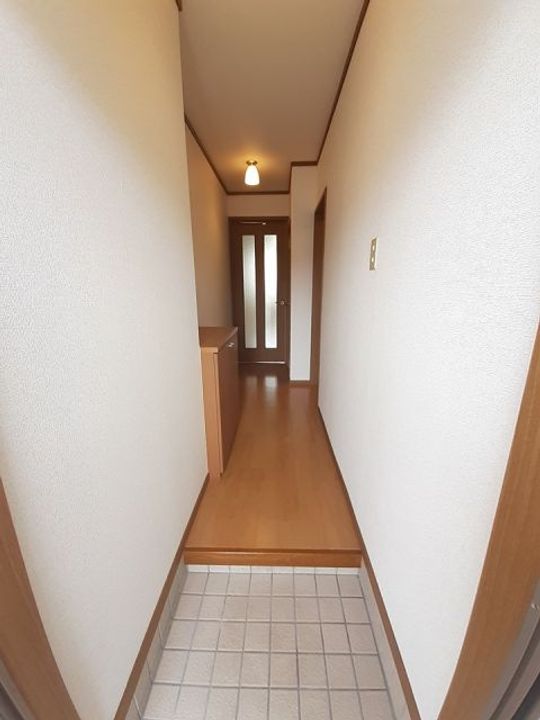 ソレイユ北島 Aの玄関