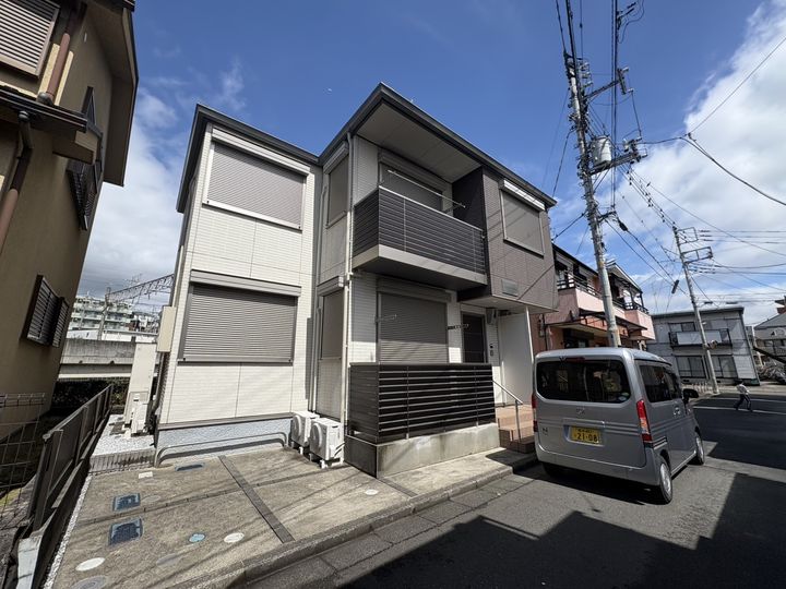 ジュネスプラザSの外観