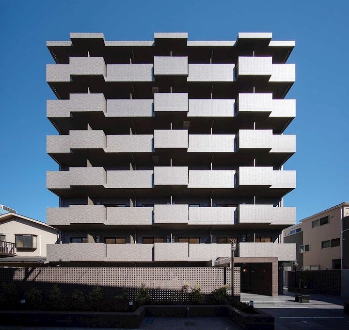 ルーブル横濱吉野町の外観