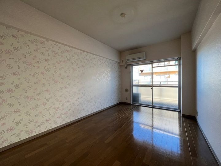 リヴィエール長尾の居間