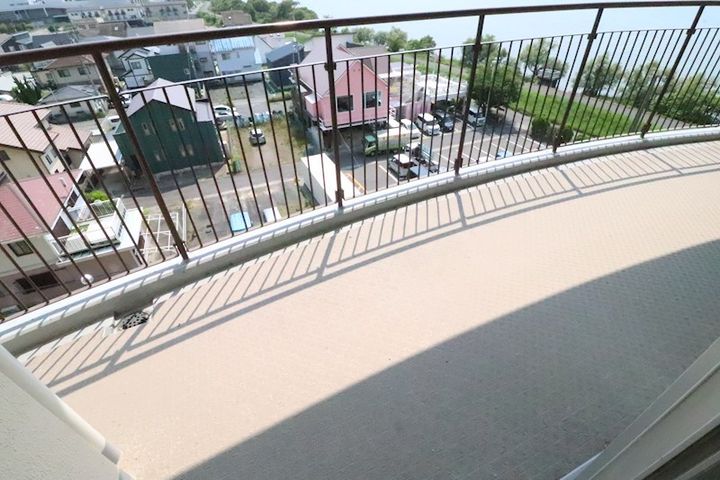 琵琶湖アーバンリゾートI番館の内装