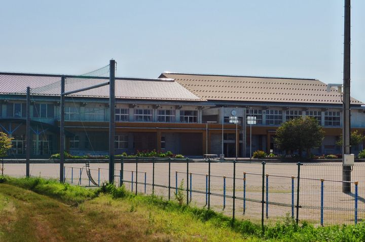 富山県黒部市三日市(一戸建)の賃貸物件の周辺