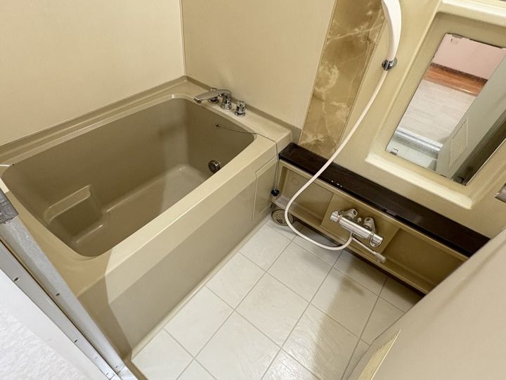 ソルトメゾンの風呂