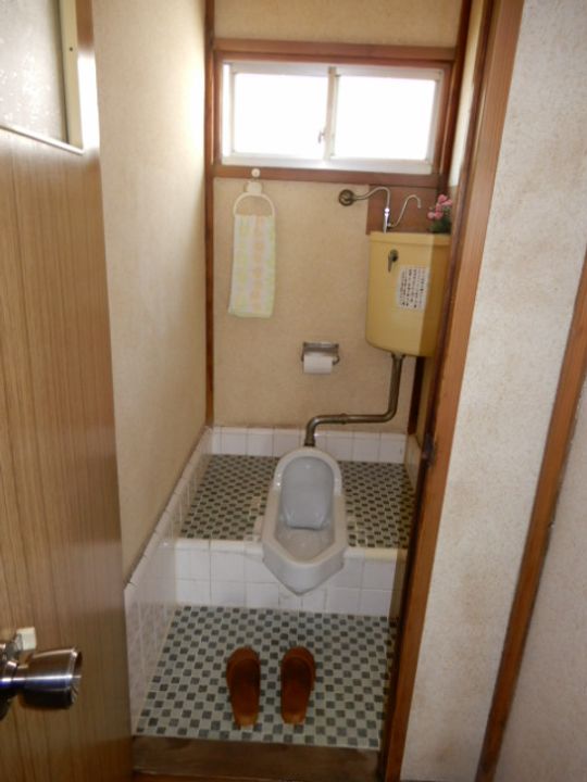 すみれ荘の内装