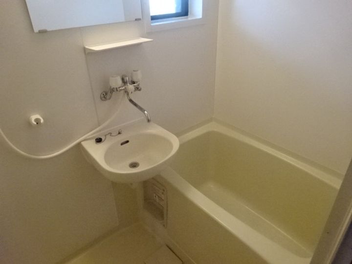 ラ・シャンブルクレールIIの風呂