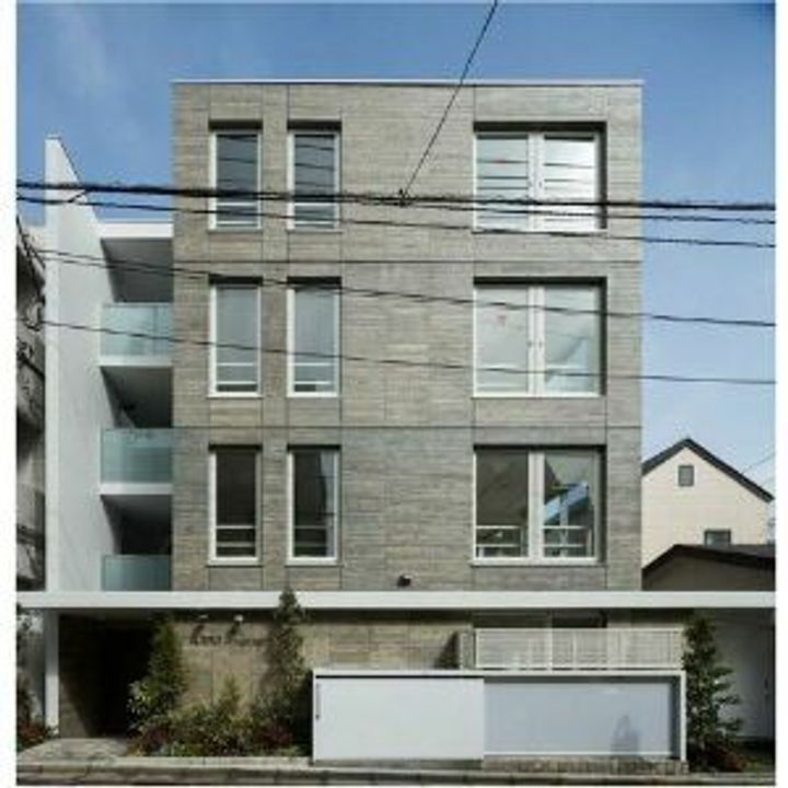 アレーロ自由が丘の外観