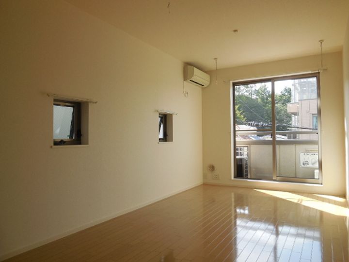 ラフィネ下目黒の居間