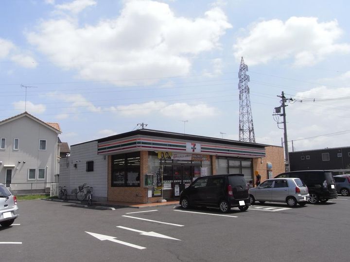 ブランシェ小山Bの周辺