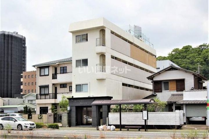 鎌田ビルの外観