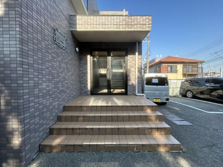 大阪府高槻市真上町6(マンション)の賃貸物件の地図