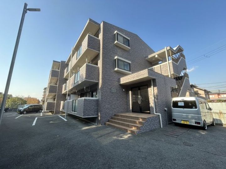 大阪府高槻市真上町6(マンション)の賃貸物件の外観