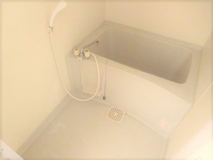 プレジデント柳町の風呂