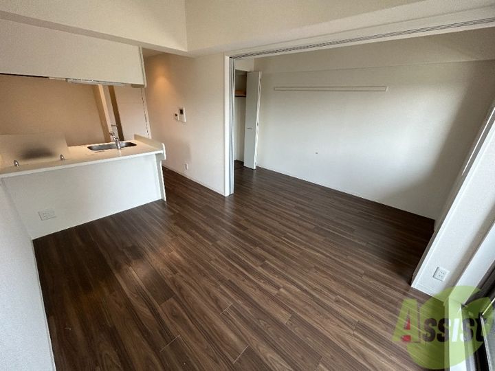 プレサンス新大阪ヴィガの居間