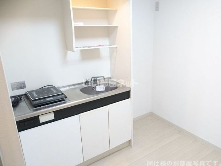 ブレスト北之庄Vのキッチン