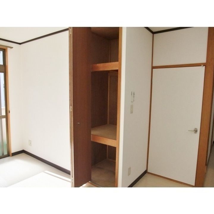 静岡県田方郡函南町間宮(マンション)の賃貸物件の内装