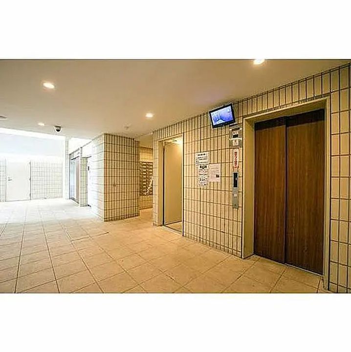 東京都港区海岸3(マンション)の賃貸物件の地図