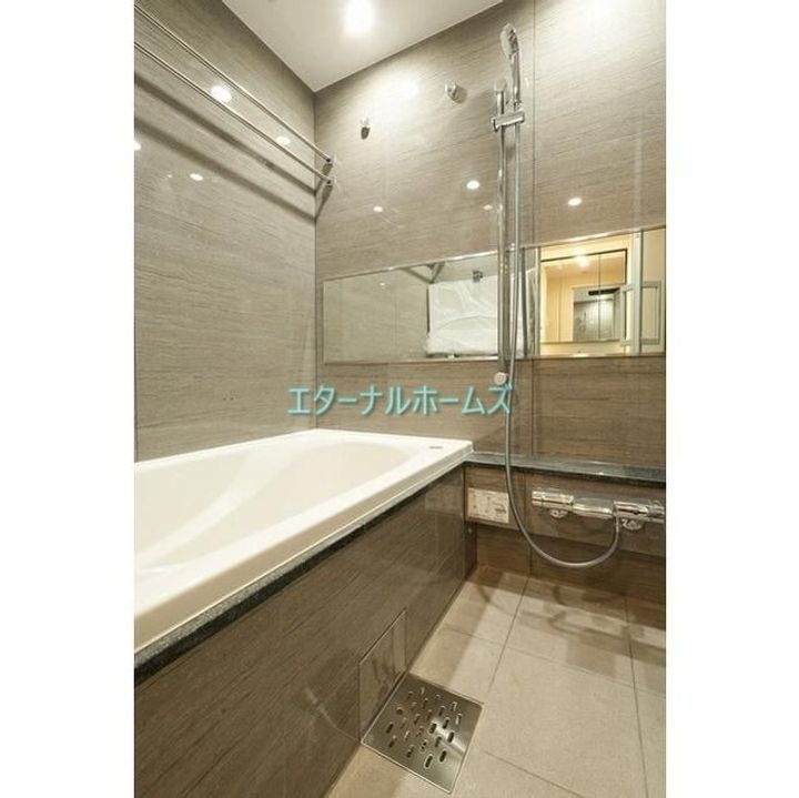 オアーゼ新宿市谷薬王寺の風呂