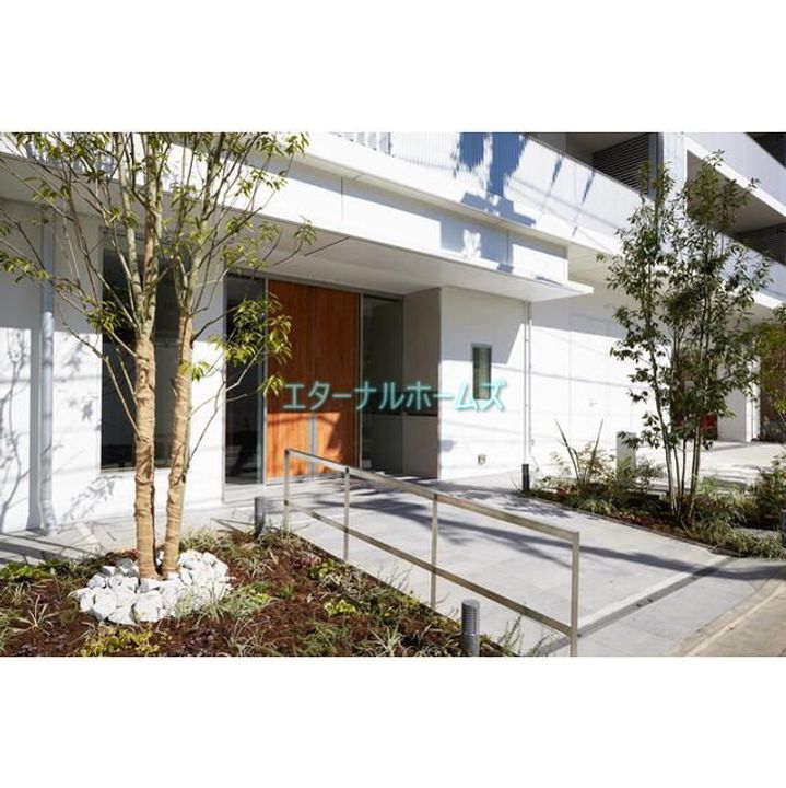 オアーゼ新宿市谷薬王寺の地図