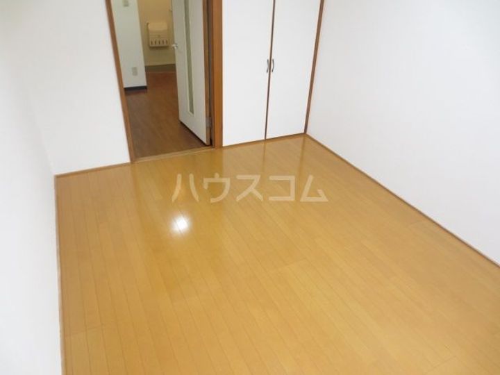 ハセベ椿森コーポの内装