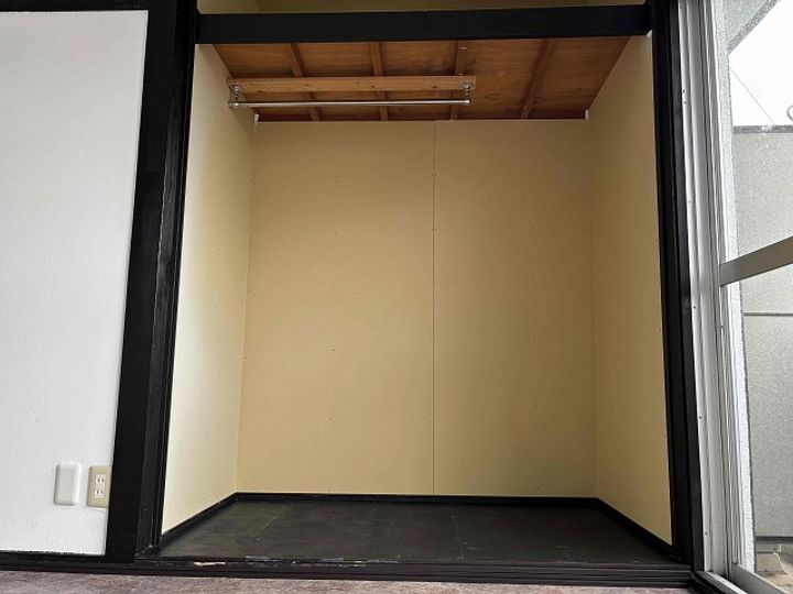 THE BALE 稲取の内装