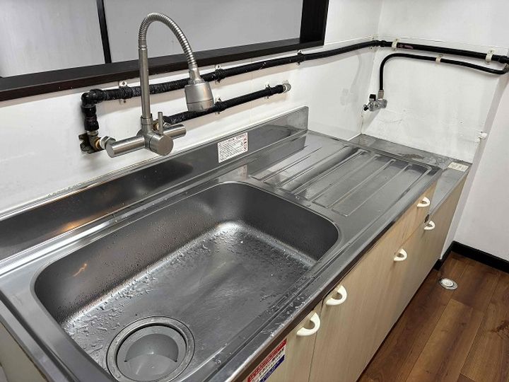 THE BALE 稲取のキッチン