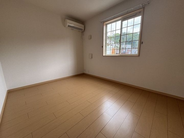 ラピスラズリの内装