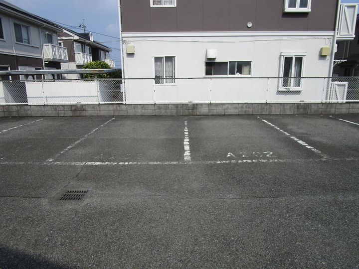 クレセント八幡の地図