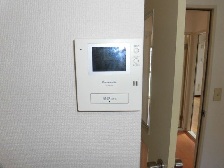 クレセント八幡の内装