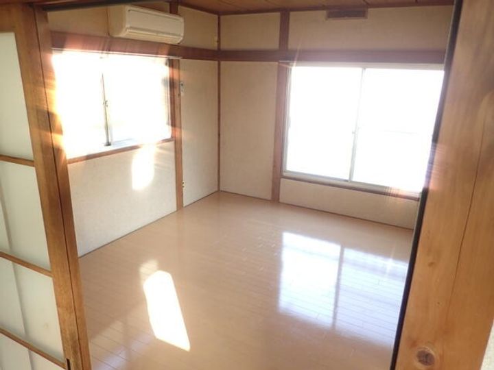 山下荘の内装