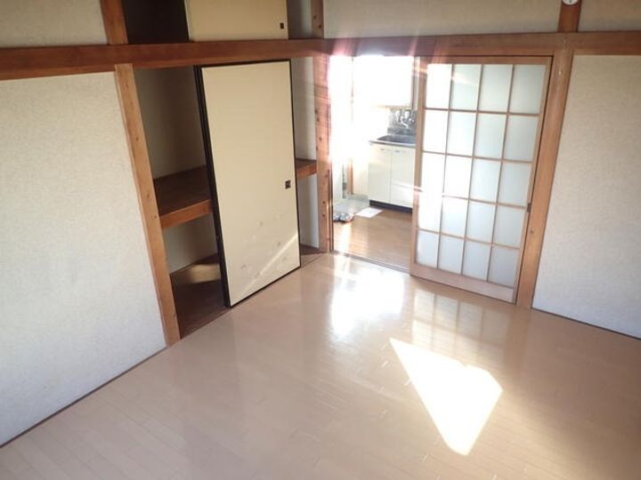 山下荘の内装