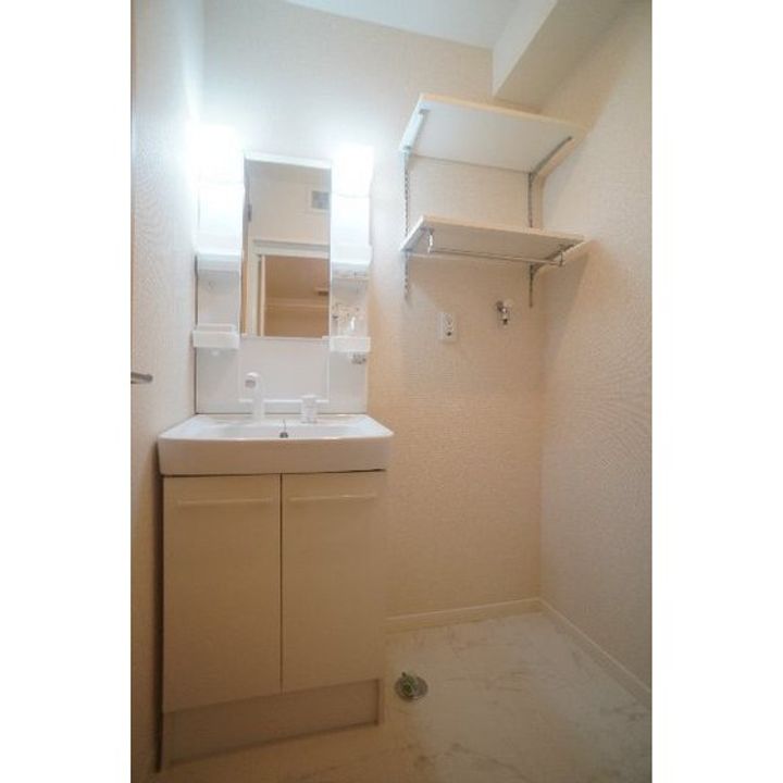 ミーム江木・IIの内装