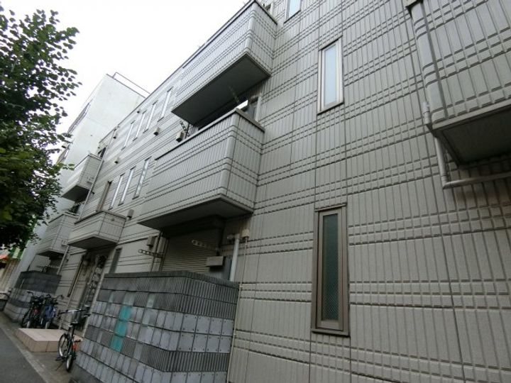 ジョイナスの外観