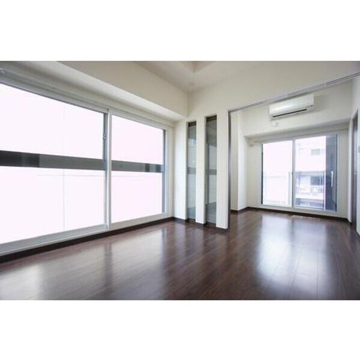 北海道札幌市中央区南一条西7(マンション)の賃貸物件の居間