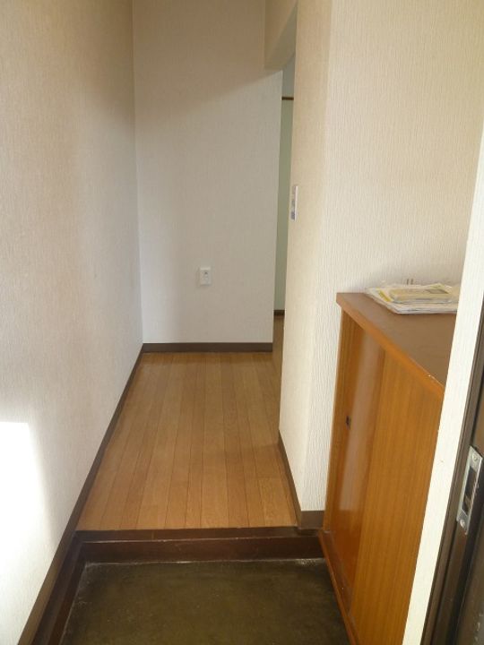 コーポカサハラの玄関