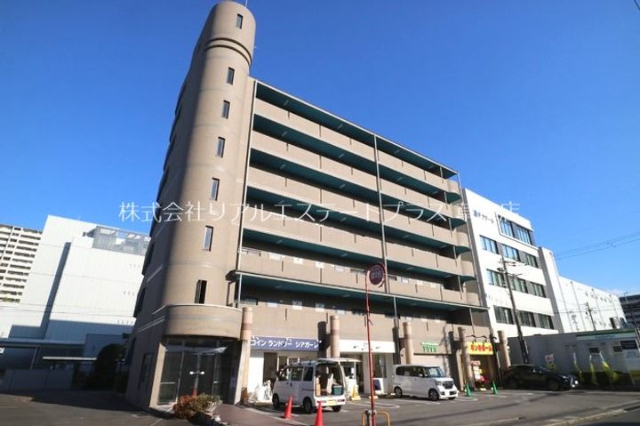 ロン・ラヴィーヌの外観