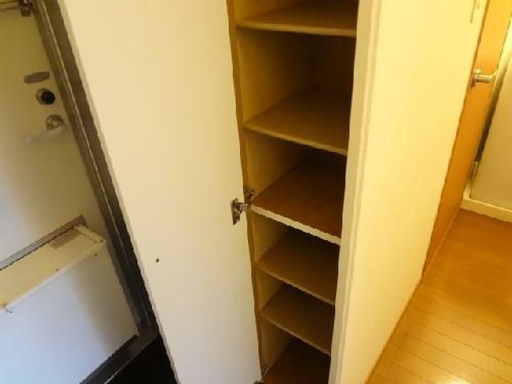 静岡県湖西市新居町新居(アパート)の賃貸物件の玄関